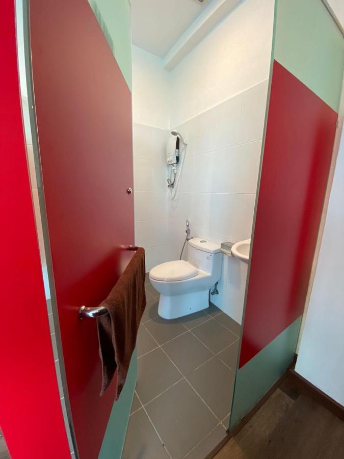 Benutten 99 Hotel Kampong Parit Tengah 외부 사진